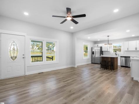 320 Carney Street Drayton SC 29333