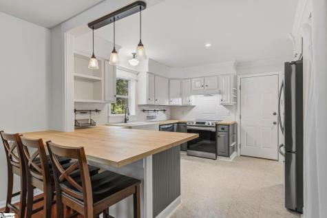 136 Pleasant Woods Road Piedmont SC 29673