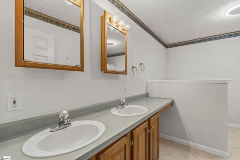 136 Pleasant Woods Road Piedmont SC 29673