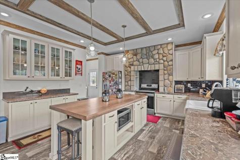 1254 Deck Road Gray Court SC 29645