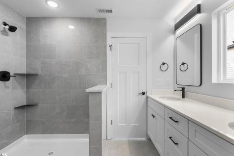 2019 Meadow Glen Court Chesnee SC 29323