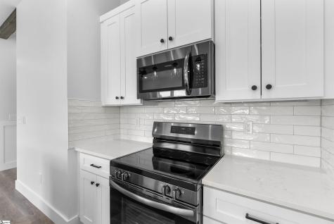 2019 Meadow Glen Court Chesnee SC 29323