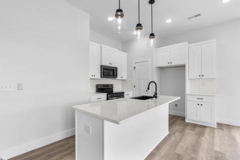 2019 Meadow Glen Court Chesnee SC 29323