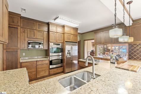 231 Perry Circle Townville SC 29689