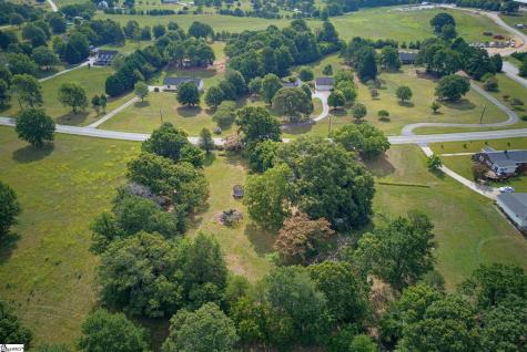 5761 Highway 357 Campobello SC 29322