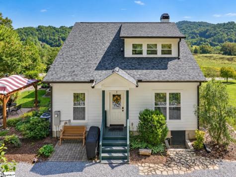 658 Pleasant Grove Church Road Hendersonville NC 28739