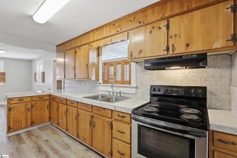 1021 Gentry Memorial Highway Easley SC 29640
