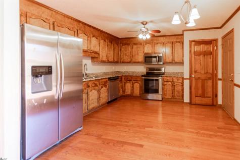 142 Fairoaks Drive Greenville SC 29615