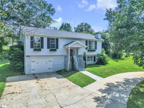 431 Maplewood Circle Greer SC 29651