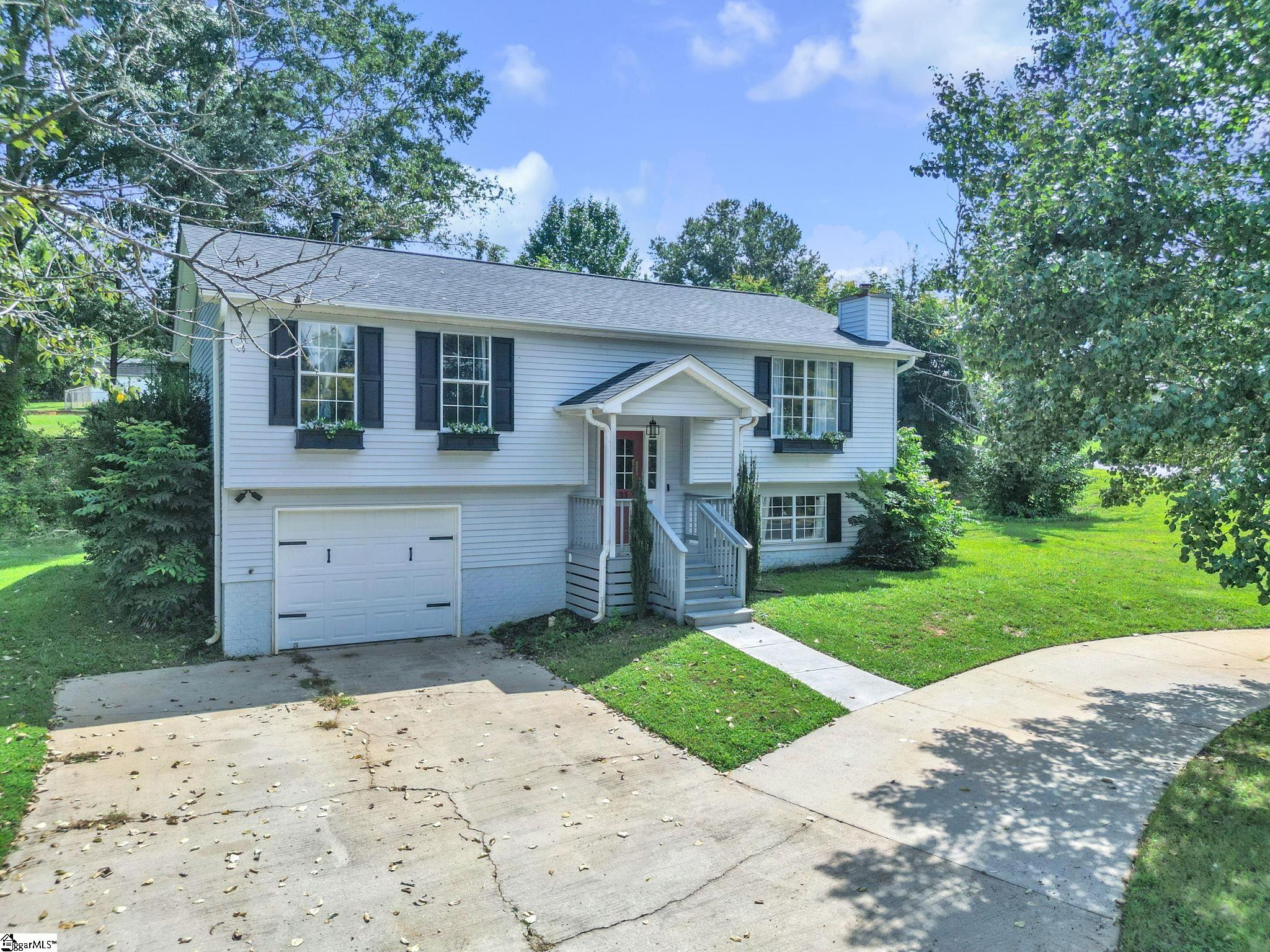 431 Maplewood Circle Greer SC 29651