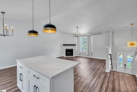 431 Maplewood Circle Greer SC 29651