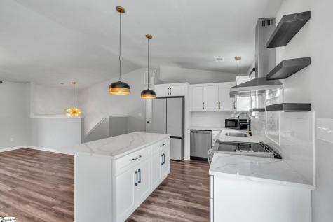 431 Maplewood Circle Greer SC 29651