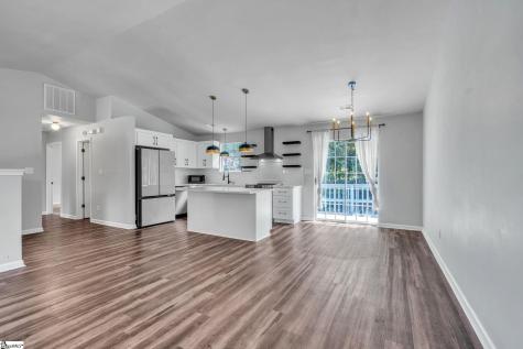 431 Maplewood Circle Greer SC 29651