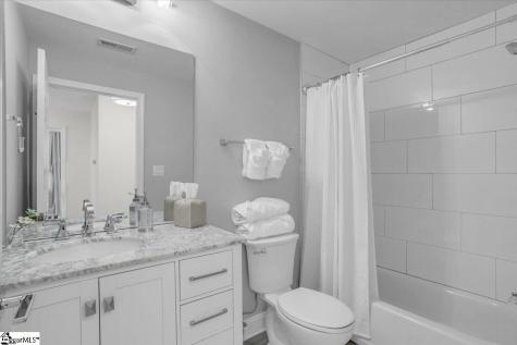 10 E Washington Street Greenville SC 29601