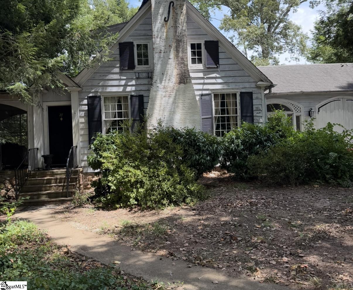 27 Harcourt Drive Greenville SC 29601