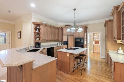 105 E Round Hill Road Greenville SC 29617