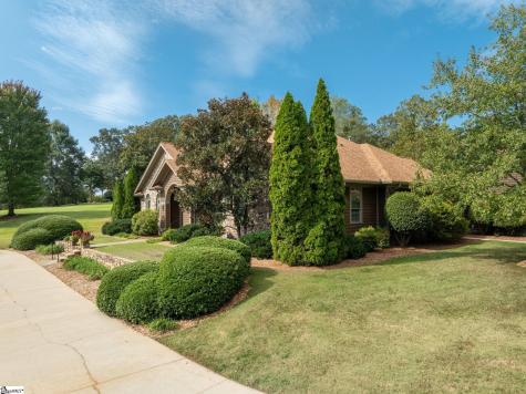 105 E Round Hill Road Greenville SC 29617