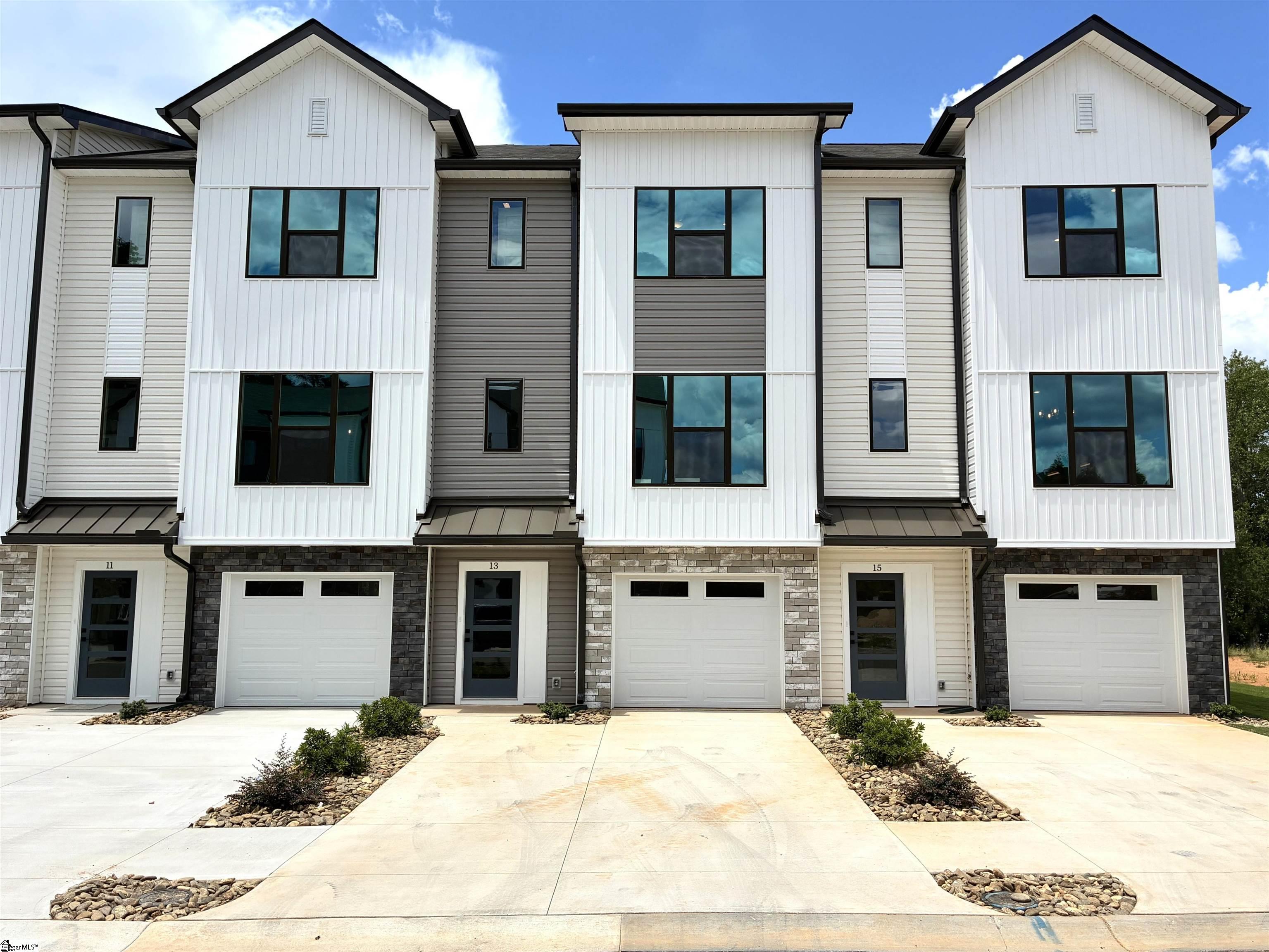 13 Pikewood Lane Greenville SC 29607