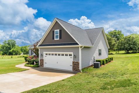 105 Millstone Drive Campobello SC 29322