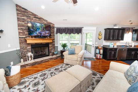 105 Millstone Drive Campobello SC 29322