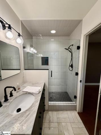 112 Great Glen Road Greenville SC 29615