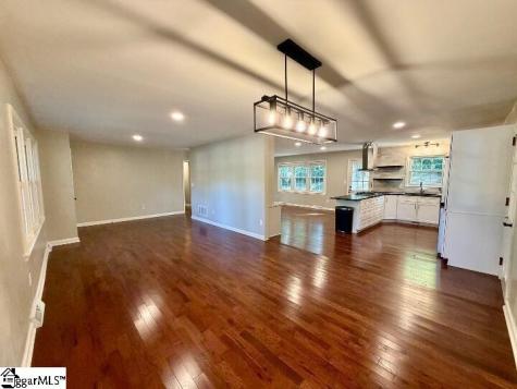 112 Great Glen Road Greenville SC 29615