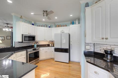 9 Montague Circle Greenville SC 29617