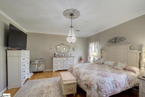 9 Montague Circle Greenville SC 29617