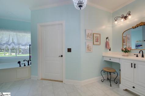 9 Montague Circle Greenville SC 29617