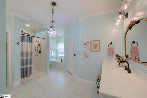 9 Montague Circle Greenville SC 29617