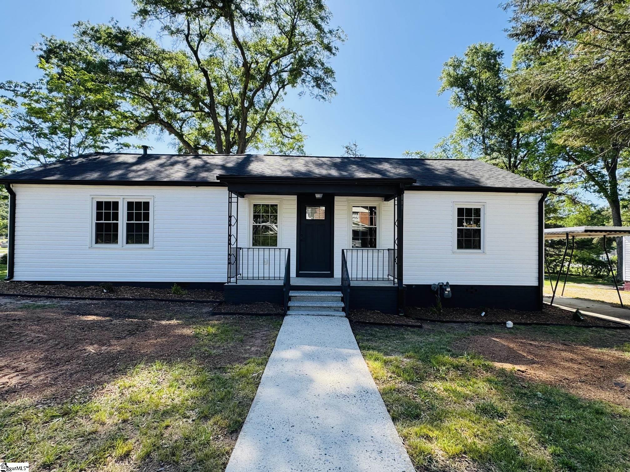 401 Thompson Street Gaffney SC 29340