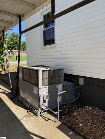 401 Thompson Street Gaffney SC 29340