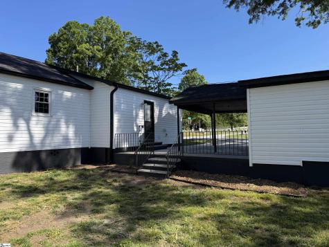 401 Thompson Street Gaffney SC 29340
