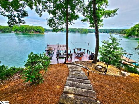 108 Carolina Cove Road Seneca SC 29672
