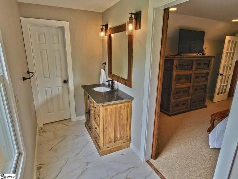 108 Carolina Cove Road Seneca SC 29672