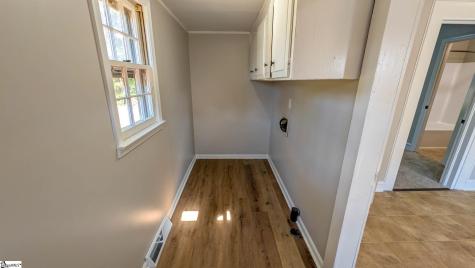 6 9th Street Greenville SC 29611