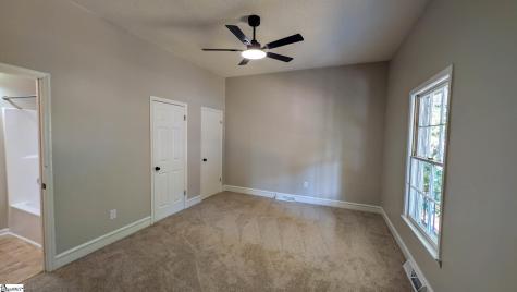 6 9th Street Greenville SC 29611
