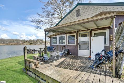 1020 Flymm Smith Road Waterloo SC 29684