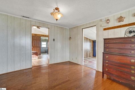 1020 Flymm Smith Road Waterloo SC 29684
