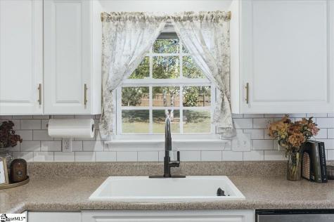 11 Corey Way Travelers Rest SC 29690