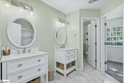 11 Corey Way Travelers Rest SC 29690