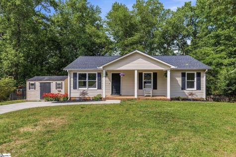 323 Pinonwood Drive Simpsonville SC 29680