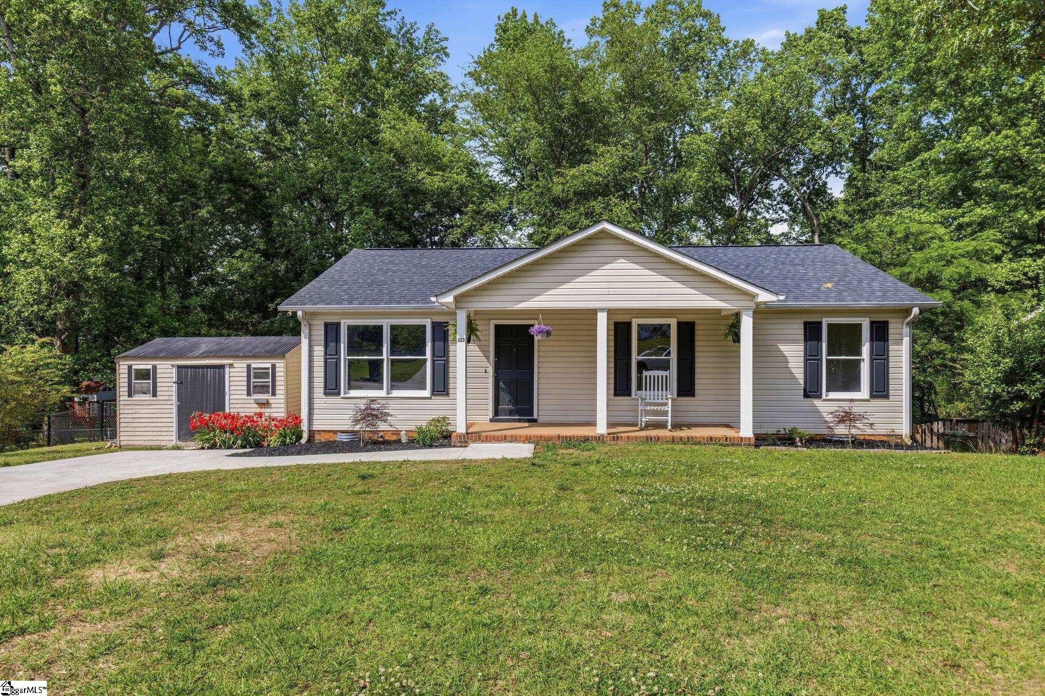 323 Pinonwood Drive Simpsonville SC 29680