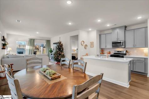 207 Yellowstone Trail Gray Court SC 29645