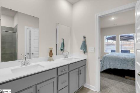 207 Yellowstone Trail Gray Court SC 29645