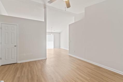 208 Mcconnell Road Taylors SC 29687