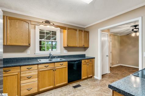 105 Lee Drive Williamston SC 29697