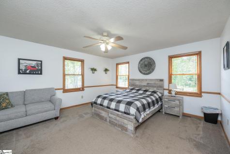 606 Mountain View Road Williamston SC 29697
