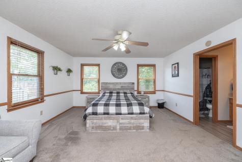 606 Mountain View Road Williamston SC 29697