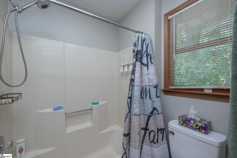 606 Mountain View Road Williamston SC 29697